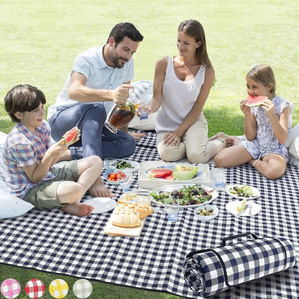 ZAZE Picnic Blankets Machine Washable, 80x80 Extra Large Waterproof Sandproof Foldable